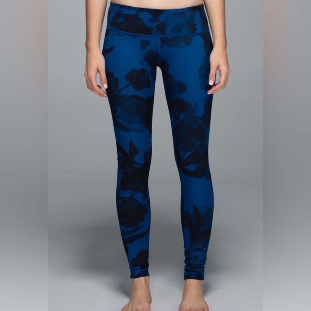 Lululemon Wunder Under Pant *Full-On Luxtreme Jumbo Inky Floral Black Inkwell 6